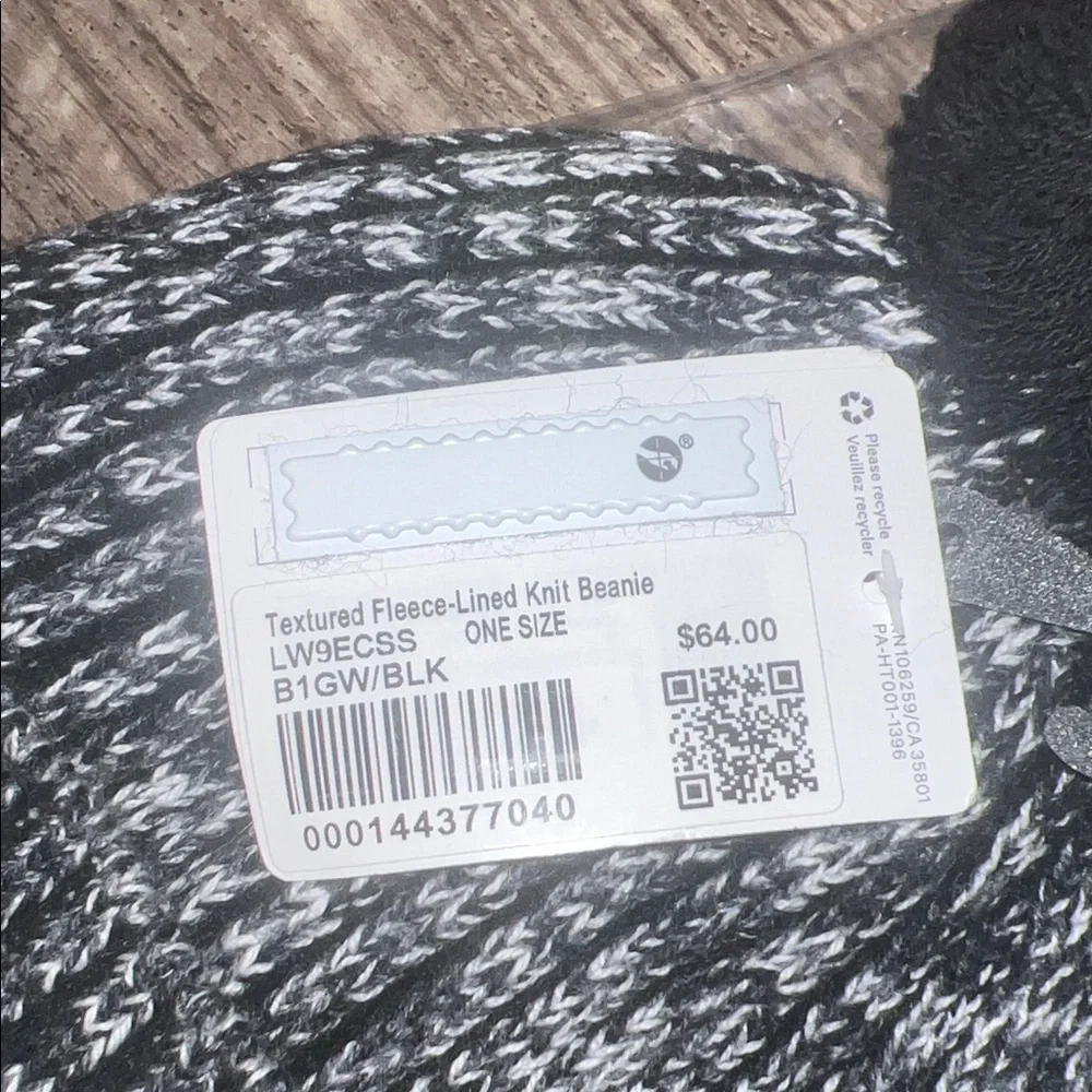 Lululemon Black and White Knit Beanie